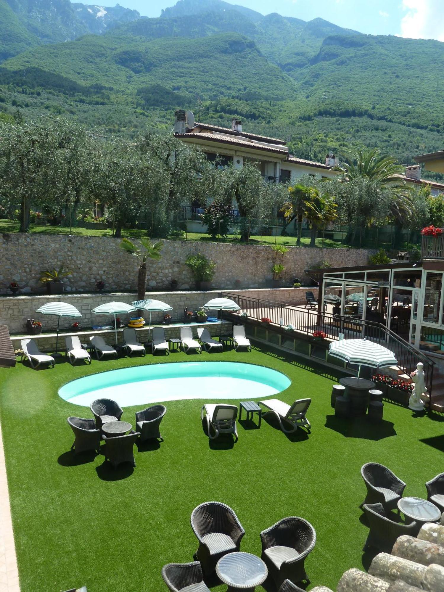 Albergo Casa Este Brenzone sul Garda Exterior foto