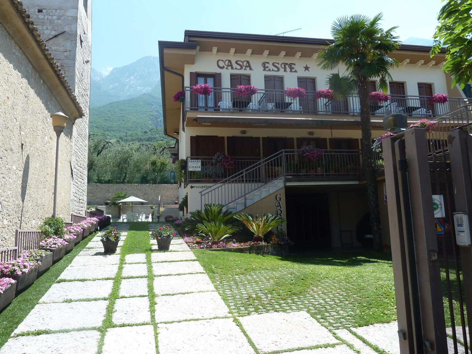 Albergo Casa Este Brenzone sul Garda Exterior foto