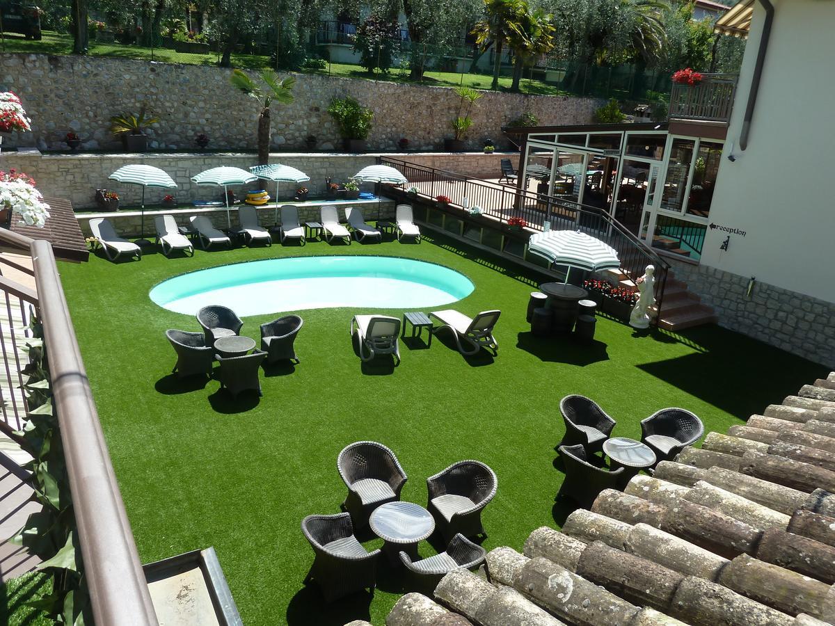 Albergo Casa Este Brenzone sul Garda Exterior foto
