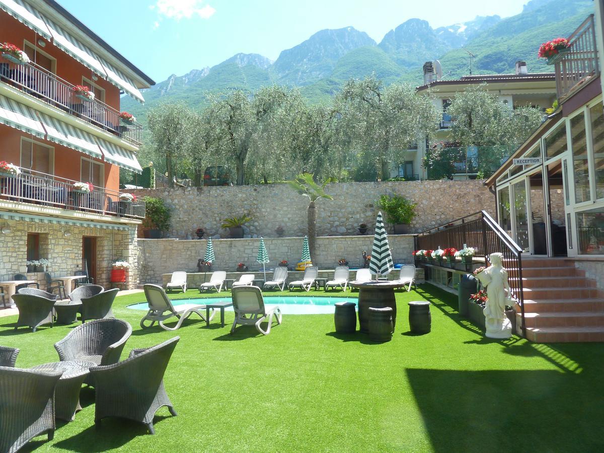 Albergo Casa Este Brenzone sul Garda Exterior foto