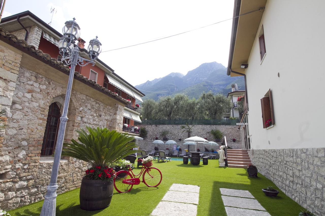 Albergo Casa Este Brenzone sul Garda Exterior foto